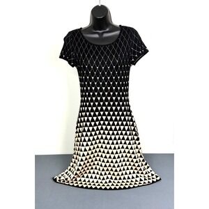 CeCe Women's Dress Size XS Geometrical Long Rayon